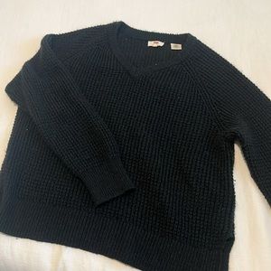 Levi’s Chunky Waffle Knit Sweater v-neck Black SMALL
